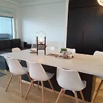 Апартаменты Penthouse-tasokas Moderni Kaupunki Huipulla -iso Jacuzzi Omalla Kattoterassilla - Aurinkotuolit Ja Aurinko Odottaa Sinua - Huikea Maisema- - 10 Hloe - Free Parking Тампере