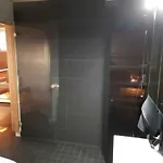 Penthouse-tasokas Moderni Kaupunki Huipulla -iso Jacuzzi Omalla Kattoterassilla - Aurinkotuolit Ja Aurinko Odottaa Sinua - Huikea Maisema- - 10 Hloe - Free Parking 아파트