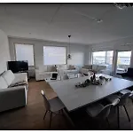 Penthouse-tasokas Moderni Kaupunki Huipulla -iso Jacuzzi Omalla Kattoterassilla - Aurinkotuolit Ja Aurinko Odottaa Sinua - Huikea Maisema- - 10 Hloe - Free Parking 아파트
