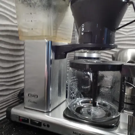 Penthouse-tasokas Moderni Kaupunki Huipulla -iso Jacuzzi Omalla Kattoterassilla - Aurinkotuolit Ja Aurinko Odottaa Sinua - Huikea Maisema- - 10 Hloe - Free Parking Tampere