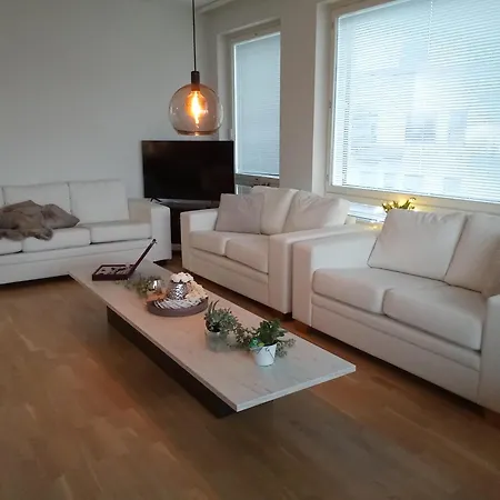 Penthouse Aurea Nordic Tasokas Moderni Kaupunki Tampereen Huipulla -iso Jacuzzi Omalla Kattoterassilla - Aurinkotuolit Ja Aurinko Odottaa Sinua - Huikea Maisema- - 10 Hloe - * Tampere