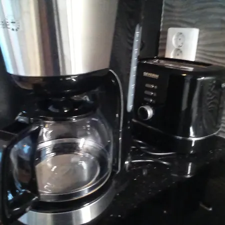 Penthouse-tasokas Moderni Kaupunki Huipulla -iso Jacuzzi Omalla Kattoterassilla - Aurinkotuolit Ja Aurinko Odottaa Sinua - Huikea Maisema- - 10 Hloe - Free Parking