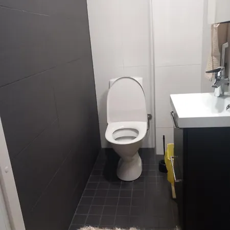 Apartament Penthouse-tasokas Moderni Kaupunki Huipulla -iso Jacuzzi Omalla Kattoterassilla - Aurinkotuolit Ja Aurinko Odottaa Sinua - Huikea Maisema- - 10 Hloe - Free Parking Tampere