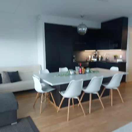Penthouse-tasokas Moderni Kaupunki Huipulla -iso Jacuzzi Omalla Kattoterassilla - Aurinkotuolit Ja Aurinko Odottaa Sinua - Huikea Maisema- - 10 Hloe - Free Parking Lejlighed