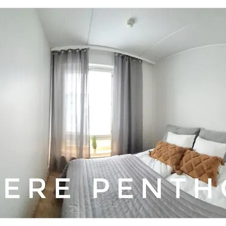 Penthouse-tasokas Moderni Kaupunki Huipulla -iso Jacuzzi Omalla Kattoterassilla - Aurinkotuolit Ja Aurinko Odottaa Sinua - Huikea Maisema- - 10 Hloe - Free Parking Lejlighed *