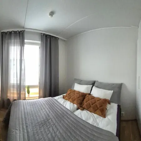 公寓 Penthouse-tasokas Moderni Kaupunki Huipulla -iso Jacuzzi Omalla Kattoterassilla - Aurinkotuolit Ja Aurinko Odottaa Sinua - Huikea Maisema- - 10 Hloe - Free Parking *