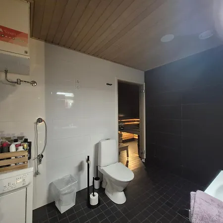 Penthouse-tasokas Moderni Kaupunki Huipulla -iso Jacuzzi Omalla Kattoterassilla - Aurinkotuolit Ja Aurinko Odottaa Sinua - Huikea Maisema- - 10 Hloe - Free Parking * 坦佩雷