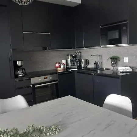 Penthouse Aurea Nordic Tasokas Moderni Kaupunki Tampereen Huipulla -iso Jacuzzi Omalla Kattoterassilla - Aurinkotuolit Ja Aurinko Odottaa Sinua - Huikea Maisema- - 10 Hloe - Apartment *