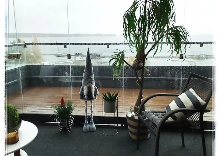 Penthouse-tasokas Moderni Kaupunki Huipulla -iso Jacuzzi Omalla Kattoterassilla - Aurinkotuolit Ja Aurinko Odottaa Sinua - Huikea Maisema- - 10 Hloe - Free Parking * Тампере